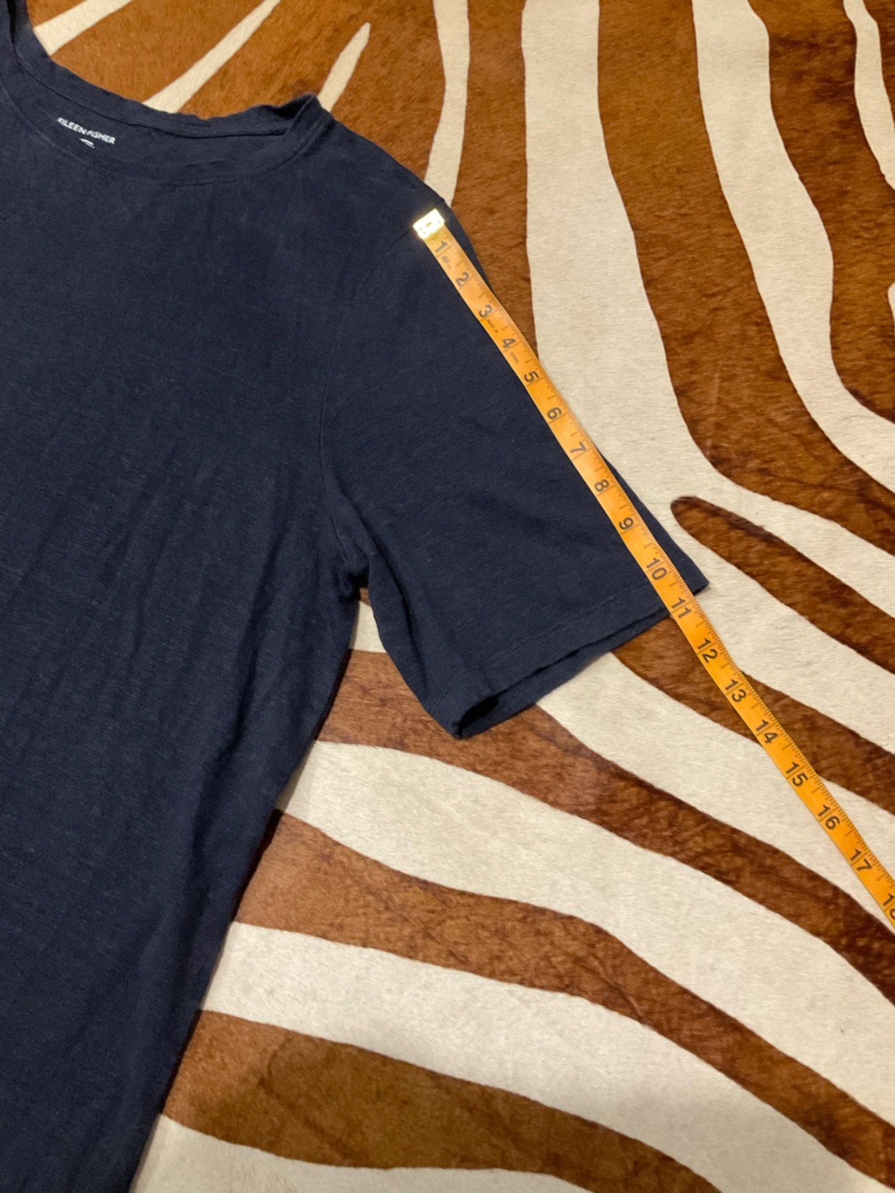 Eileen Fisher Organic Linen Jersey Knit Tunic Shirt Size Large
Boxy Fit Navy - Picture 7 of 8